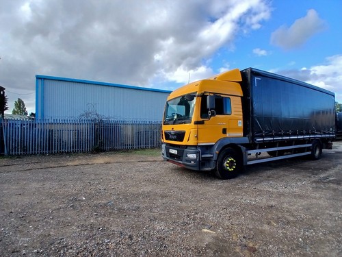 Commercial vehicles lorries - commercial,